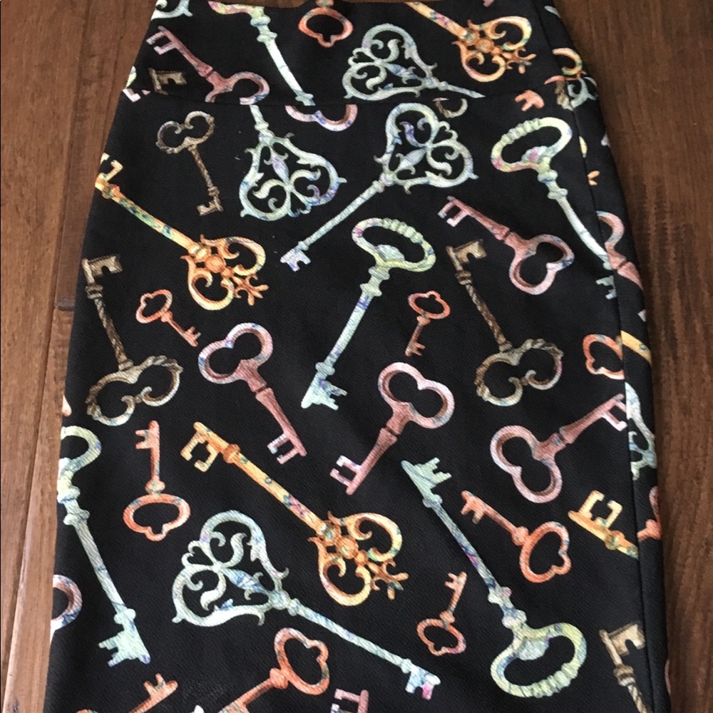Xs Lularoe Cassie skirt